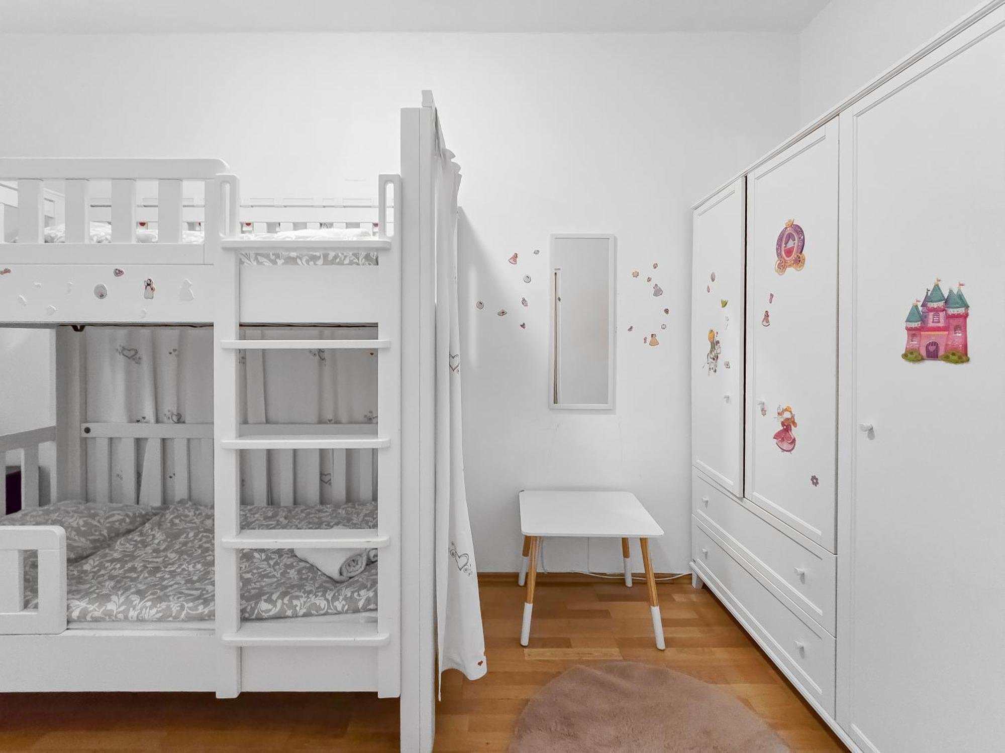 Apartment Three-bedroom Sanctuary, King-size Beds Vienna